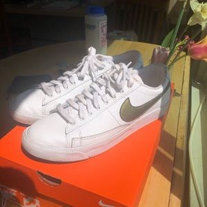 Nike Blazers Low